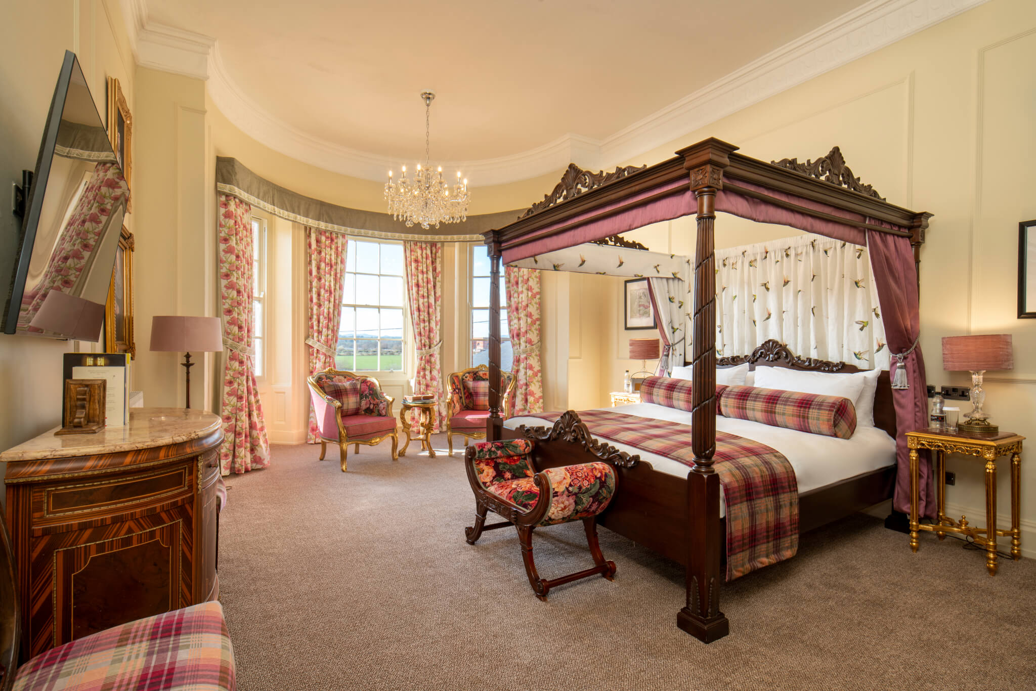 Deluxe 4 Poster Bed Room Hotel Tewkesbury 5